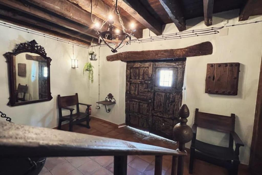Апартаменти La Casa De La Abuela Amalia Аренас-де-Сан-Педро Екстер'єр фото