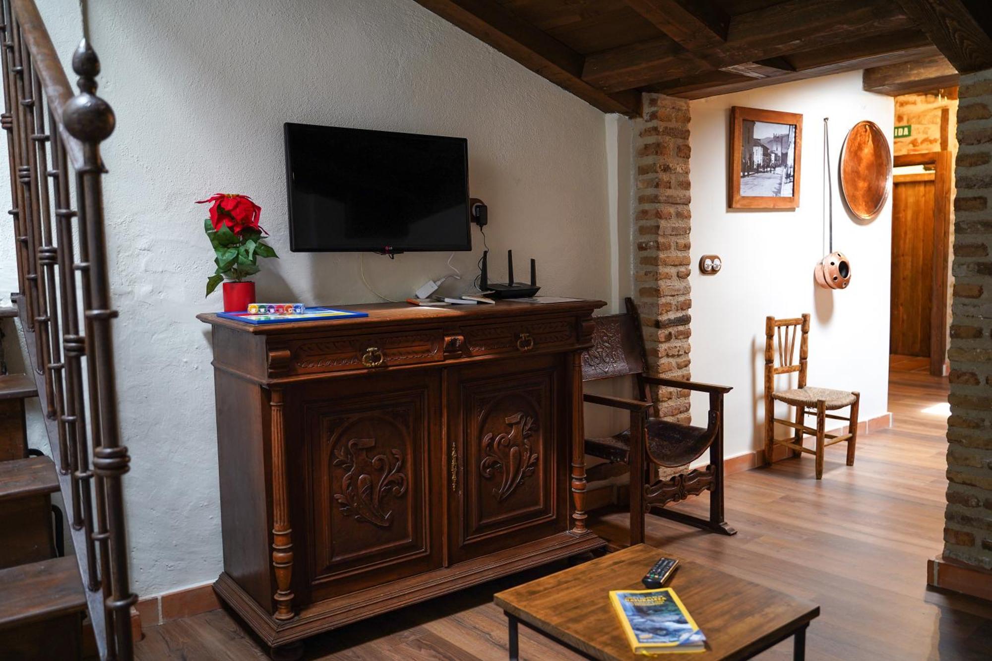 Апартаменти La Casa De La Abuela Amalia Аренас-де-Сан-Педро Екстер'єр фото